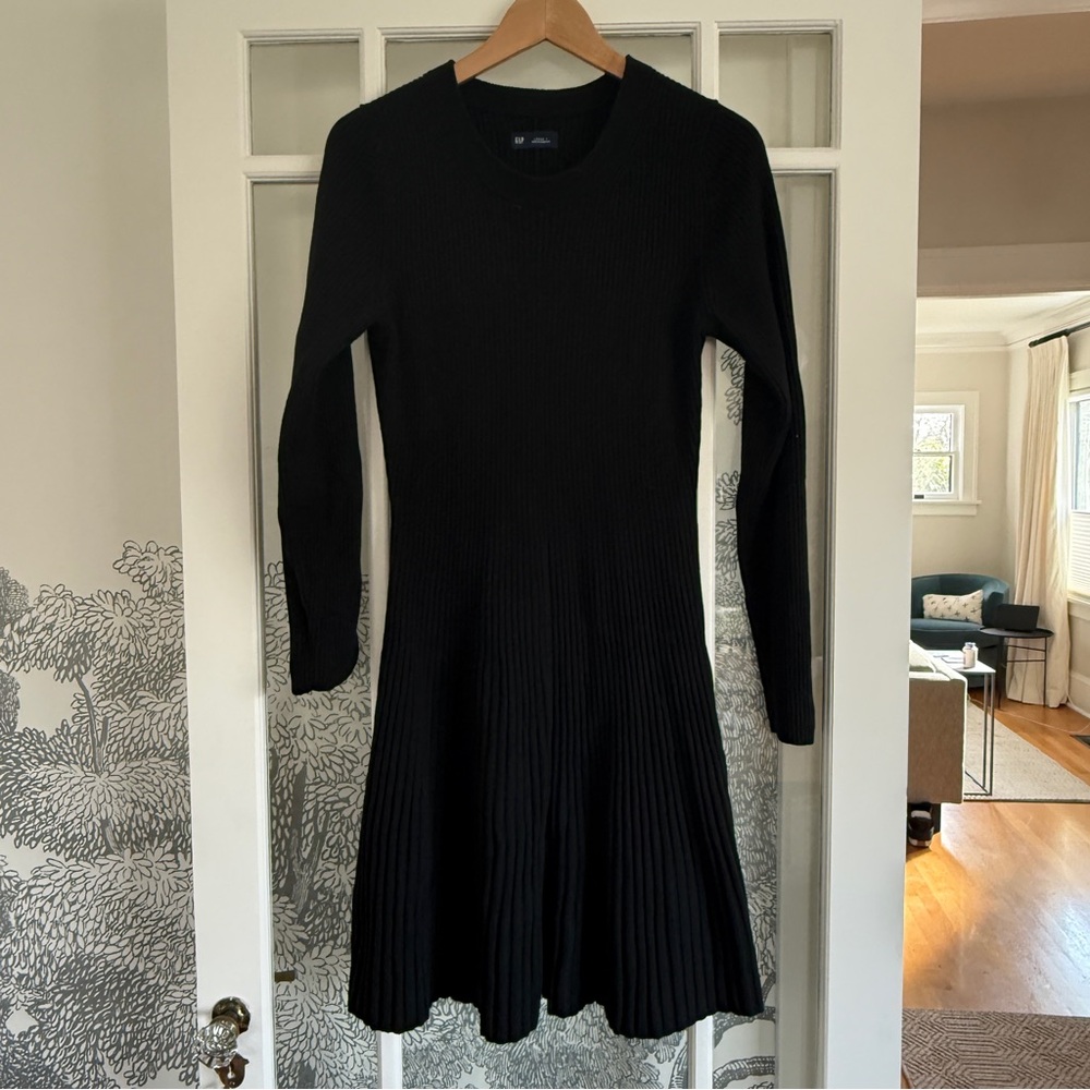 GAP Black Ribbed Crewneck Knit Dress A-Line Petite Large